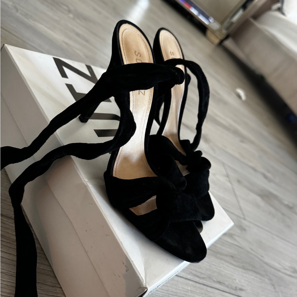 SCHUTZ Black Heels